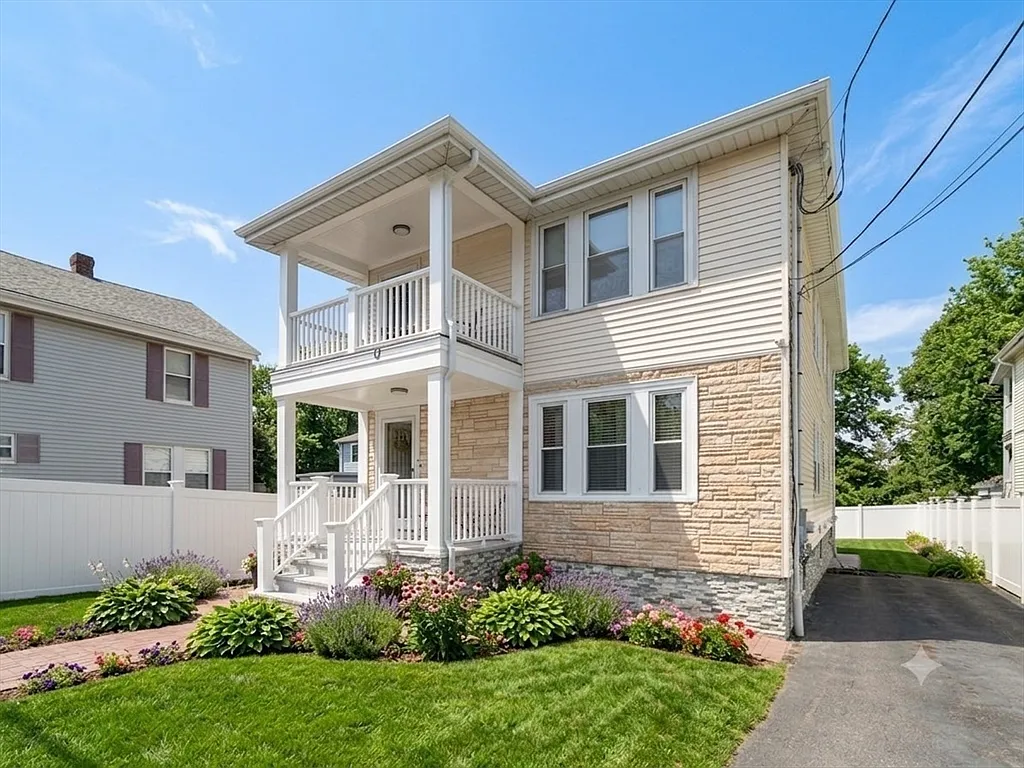 2 bed, 1.0 bath, 1000 sqft, $3,000 — Photo 2