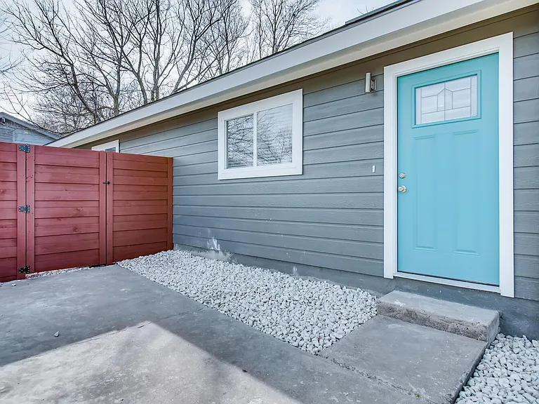 209 Flournoy Dr #A — Photo 4