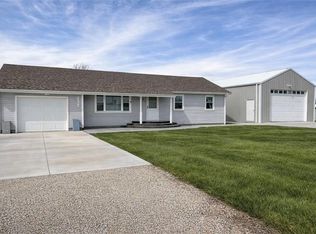 1002 S Hughes St, Hamilton, MO 64644