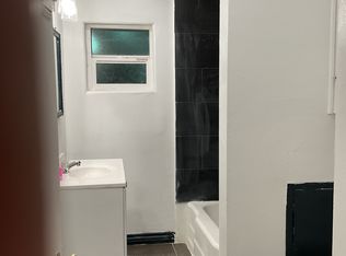 44221 Foxton Ave, Lancaster, CA 93535