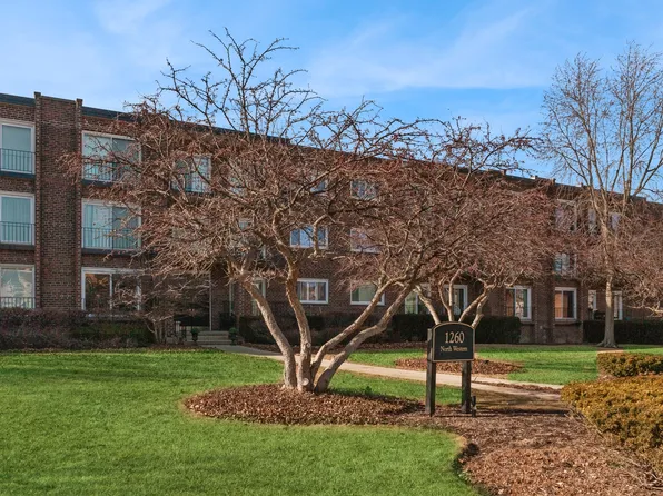 1260 N Western Ave APT 210, Lake Forest, IL 60045