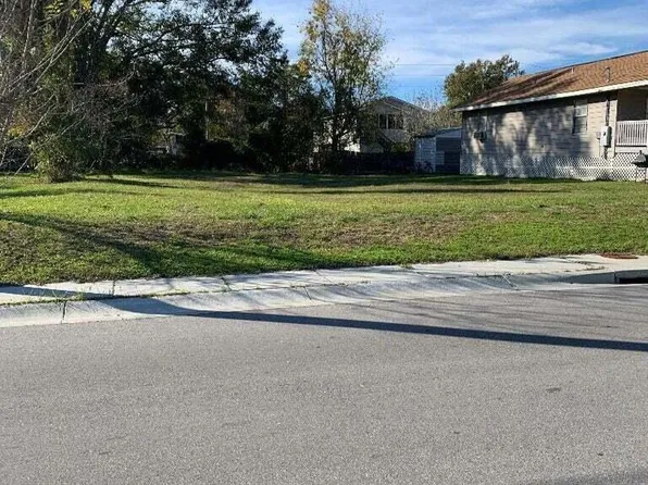 187 Maple St #14, Biloxi, MS 39530