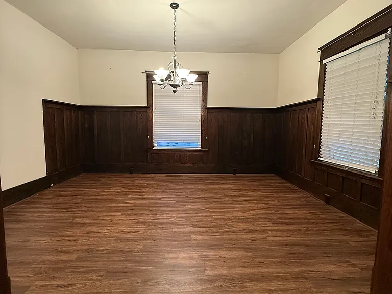 333 Laurel Blvd — Photo 6
