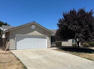 2874 Florence Ave, Sanger, CA 93657