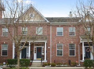 1815 Grove St #0, Glenview, IL 60025