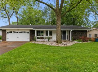 12564 Westport Dr, Saint Louis, MO