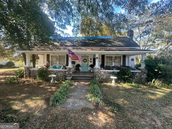 310 S Main St, Adairsville, GA 30103