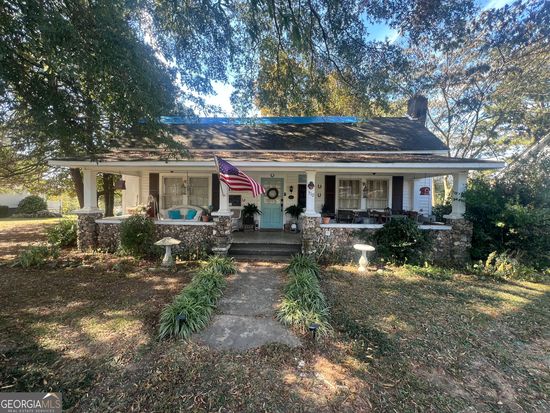 310 S Main St, Adairsville, GA 30103