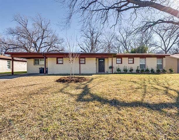 1st image of 2812 Cecil Dr