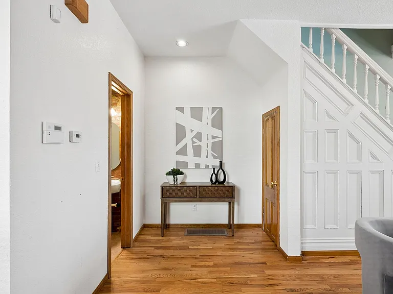 126 Galapago St — Photo 7