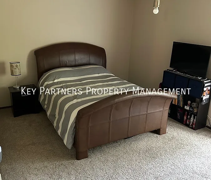 435 W 104th St #B — Photo 11