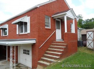 81 Spring St, Canton, NC 28716