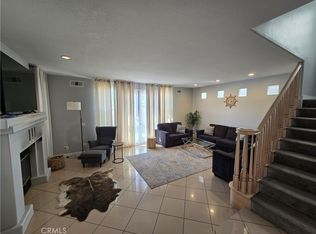 624 Goldenwest St, Huntington Beach, CA 92648
