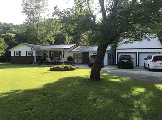 22589 E Lynn Rd, Wayne, WV 25570