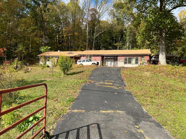 2640 W State Road 45, Nashville, IN 47448