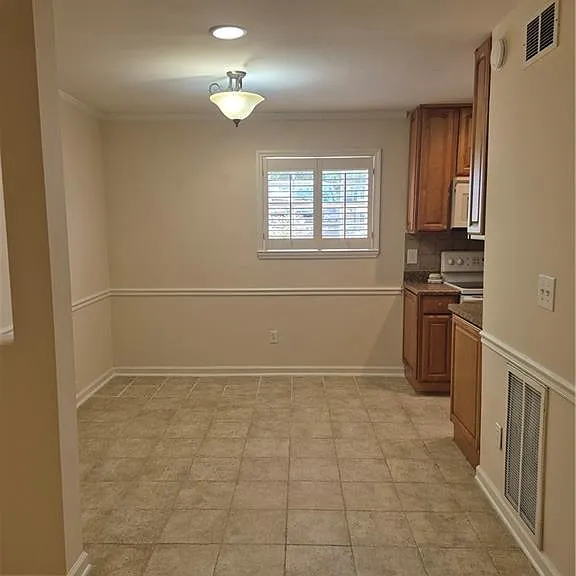 49 Monet Ct NW — Photo 2