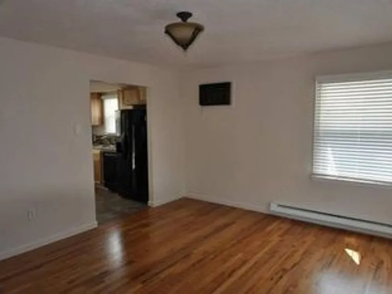 1508 E Wabash Ave — Photo 2