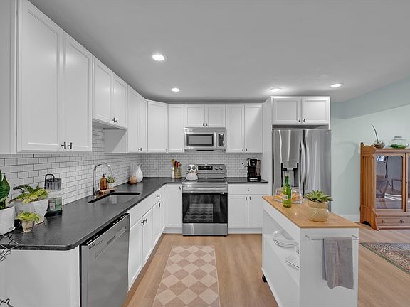 2nd image of 74 Hill Rd #A