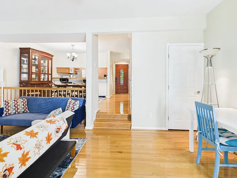 4905 Long Shadow Dr — Photo 17