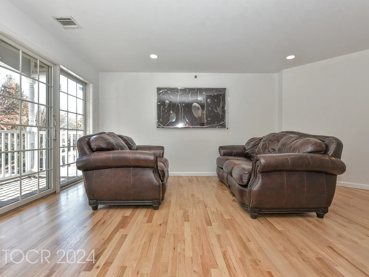 2 bed, $3,625 — Photo 4