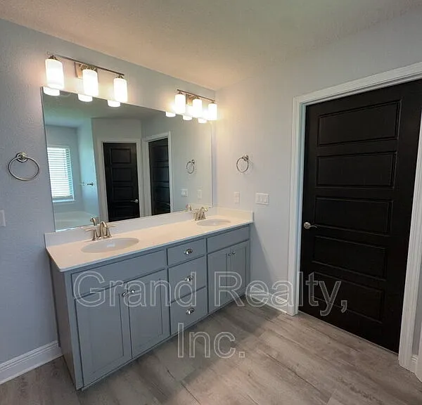 6264 Pineapple Dr — Photo 25