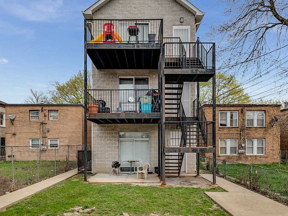 3rd image of 8036 S Kingston Ave