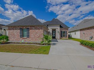554 Silverbill Ln, Baton Rouge, LA 70810