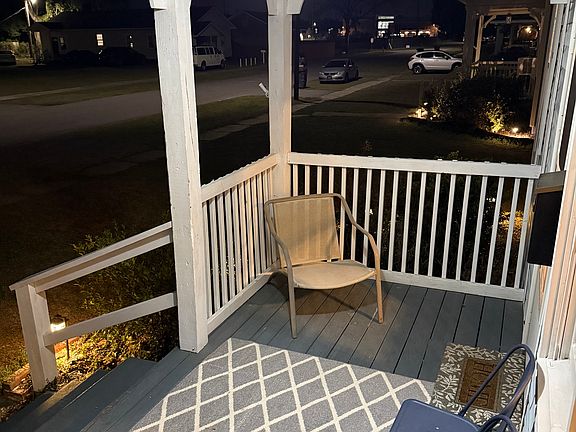 3rd image of 4977 Hyde Ave