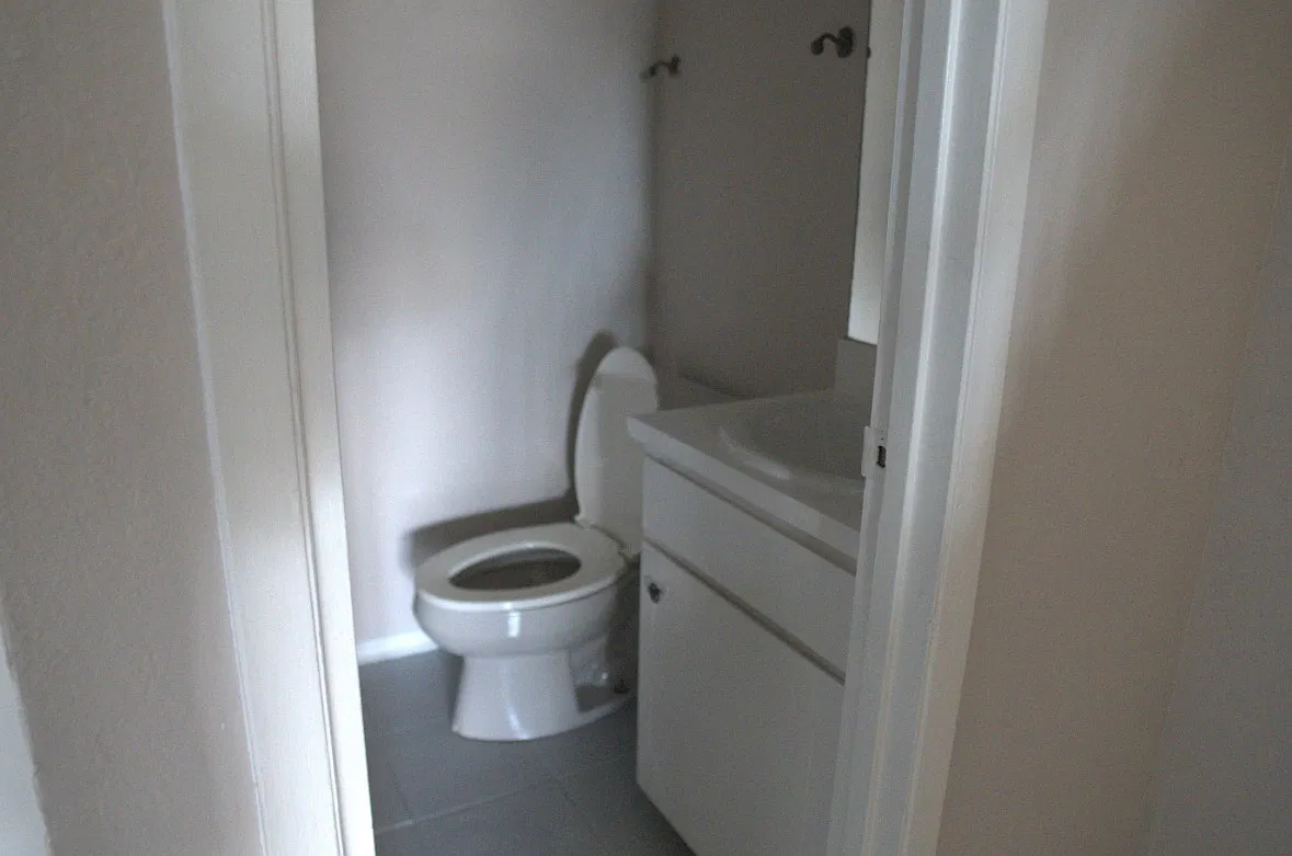 2 bed, 1.5 bath, 1100 sqft, $1,350 — Photo 3