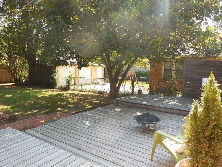 3304 NW 22nd St — Photo 24