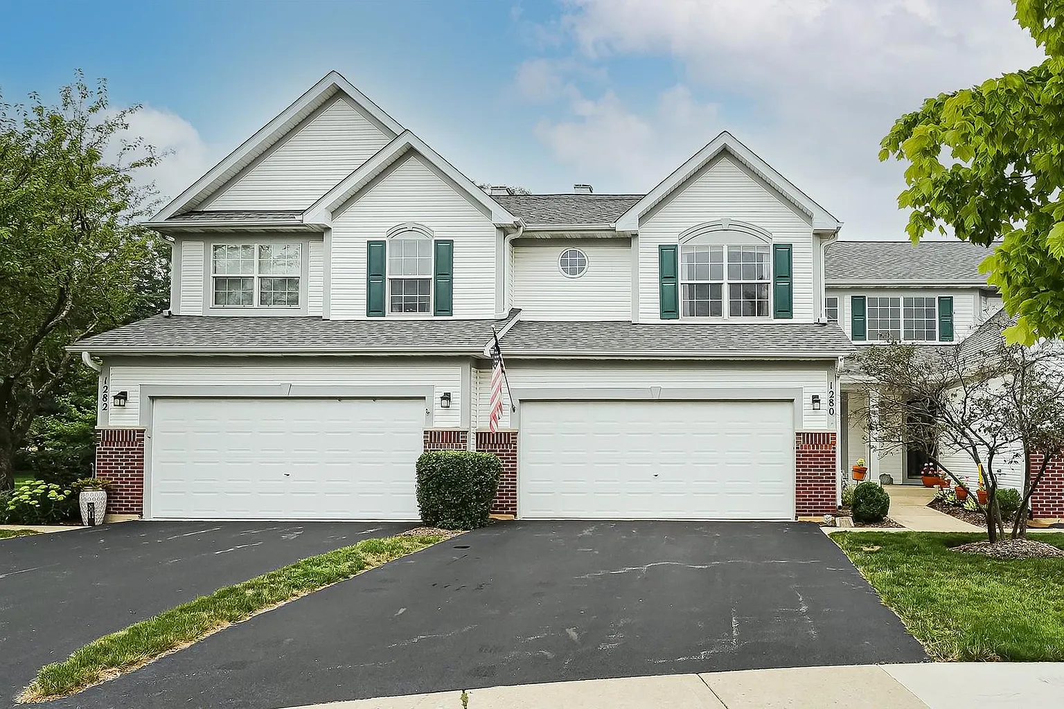 1280 Horseshoe Ct photo 1