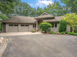 2699 Twin Eagles Dr, Traverse City, MI 49686
