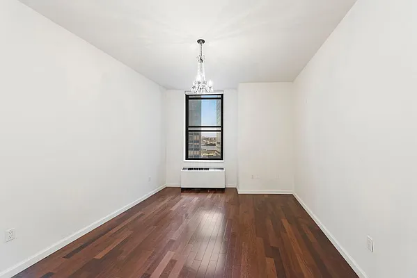 Rented by Nest Seekers International | media 12