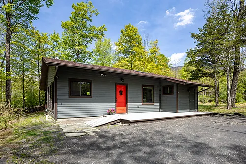 2465 Glasco Tpke Photo 1