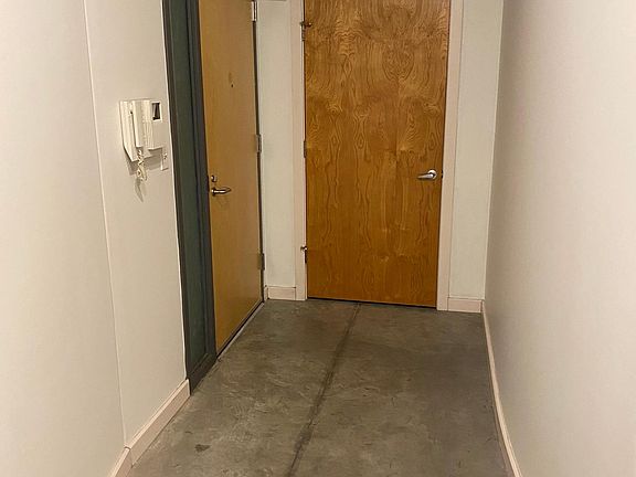 3rd image of 703 N 13th St Unit 306