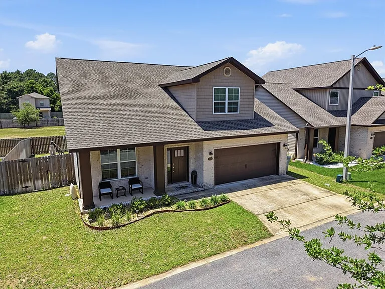 2331 Hadleigh Hills Ct — Photo 2