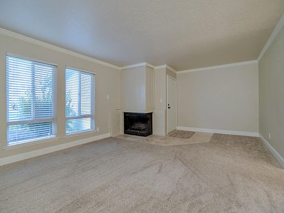 3rd image of 345 Bridge Pl