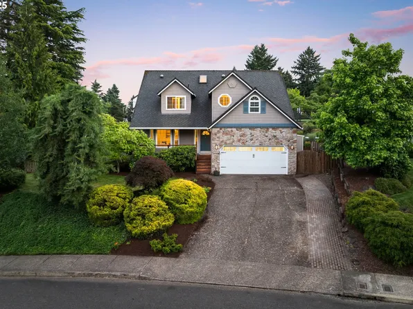 2232 SW Vacuna St, Portland, OR 97219