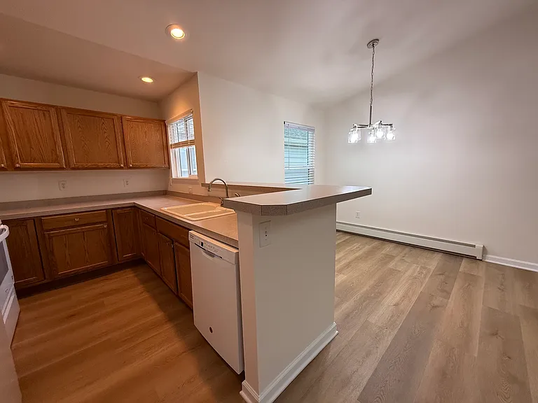 5925 Townsend Pl — Photo 10