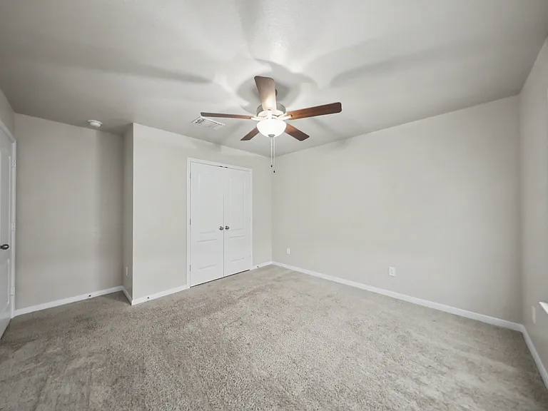 1475 Shadow Hill Ln — Photo 15