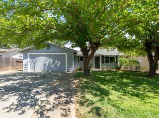 2907 Robert Ct, Redding, CA 96002