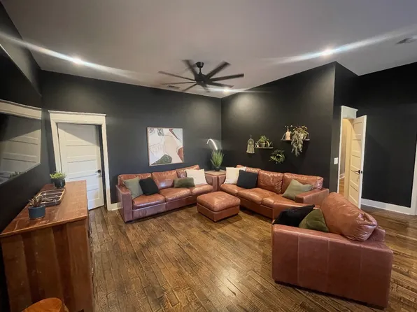 152 Nathan Forest Dr, Hendersonville, TN 37075