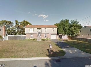 57 S 26th St, Wyandanch, NY 11798