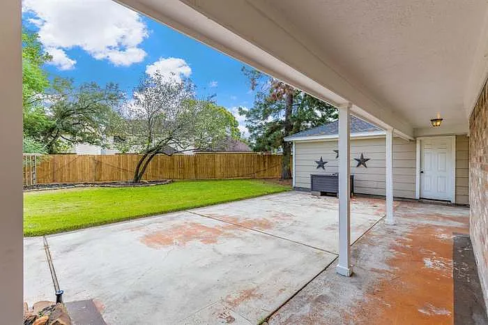 6018 Gnarled Oaks Ct — Photo 9