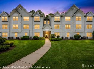 108 Prestwick Way, Edison, NJ 08820