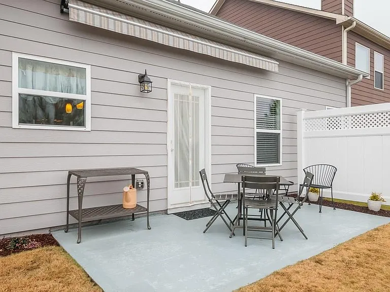 1645 Townview Ln — Photo 16