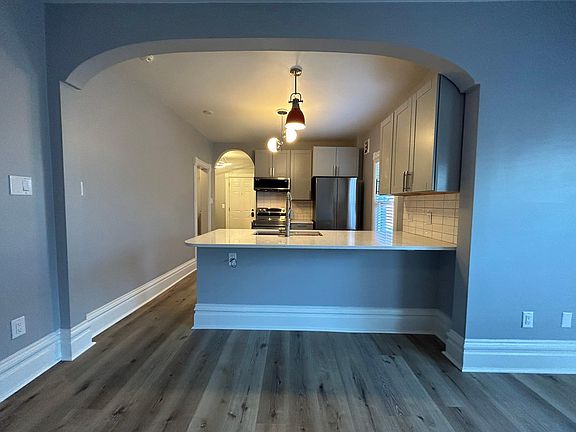 3rd image of 441 Woodward Ave #C