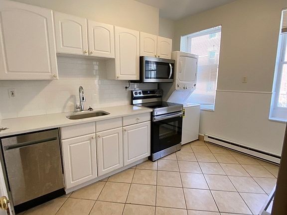5th image of 5 Battery St APT 2F
