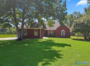 44 Mill Rdg, Union Grove, AL 35175