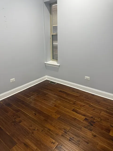 3 bed, 1.5 bath, 1140 sqft, $2,450 — Photo 4